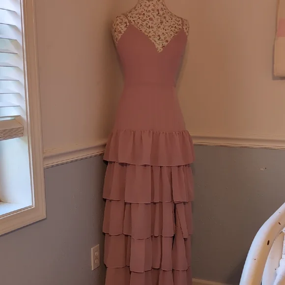 Too Good to Be True Vintage Rose Tiered Sleeveless Maxi Dress - BNWT - Picture 2 of 6